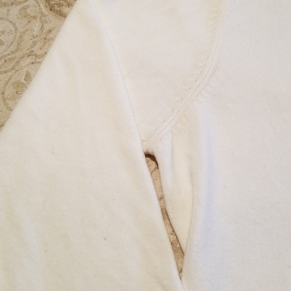 Cream sweater - Picture 2 of 4